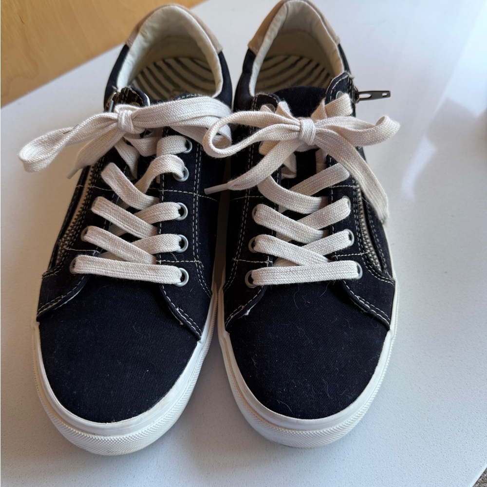 Taos Footwear Kids Black and White Sneakers